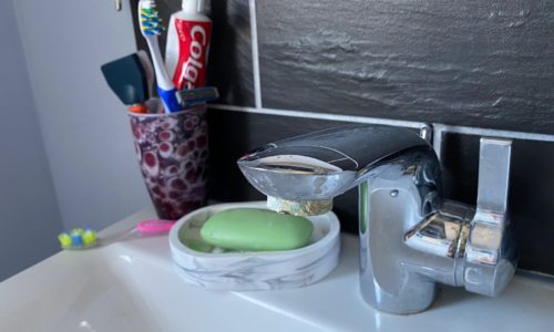 bathroom-sink