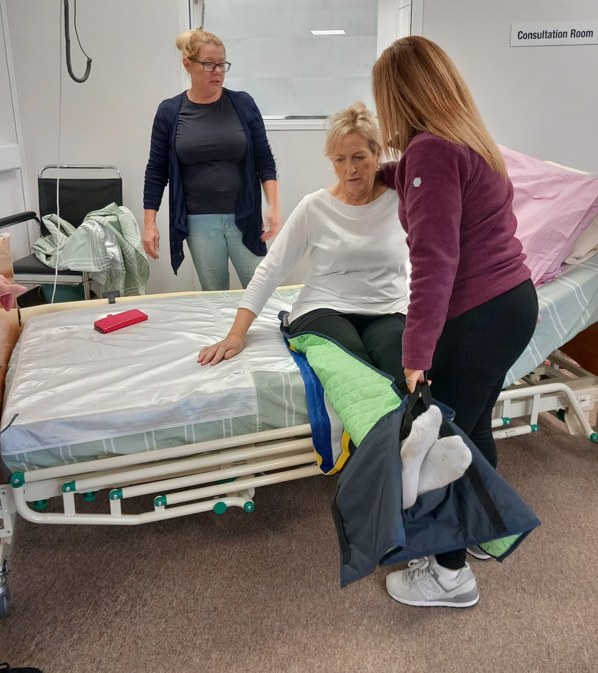 Equipment to help you move the person you care for safely