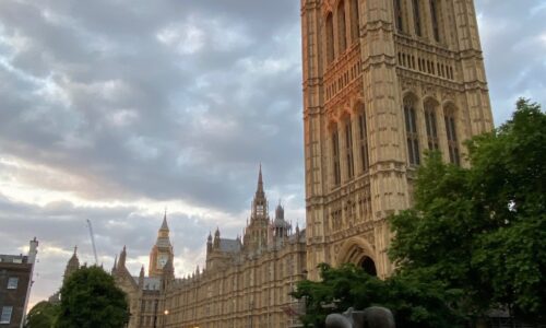 London-houses-parliament