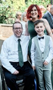 ACS surrey half marathon runner Vicky with family